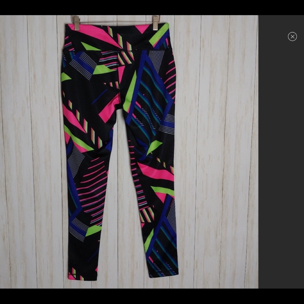 Women’s FILA sport print leggings - Picture 2 of 4